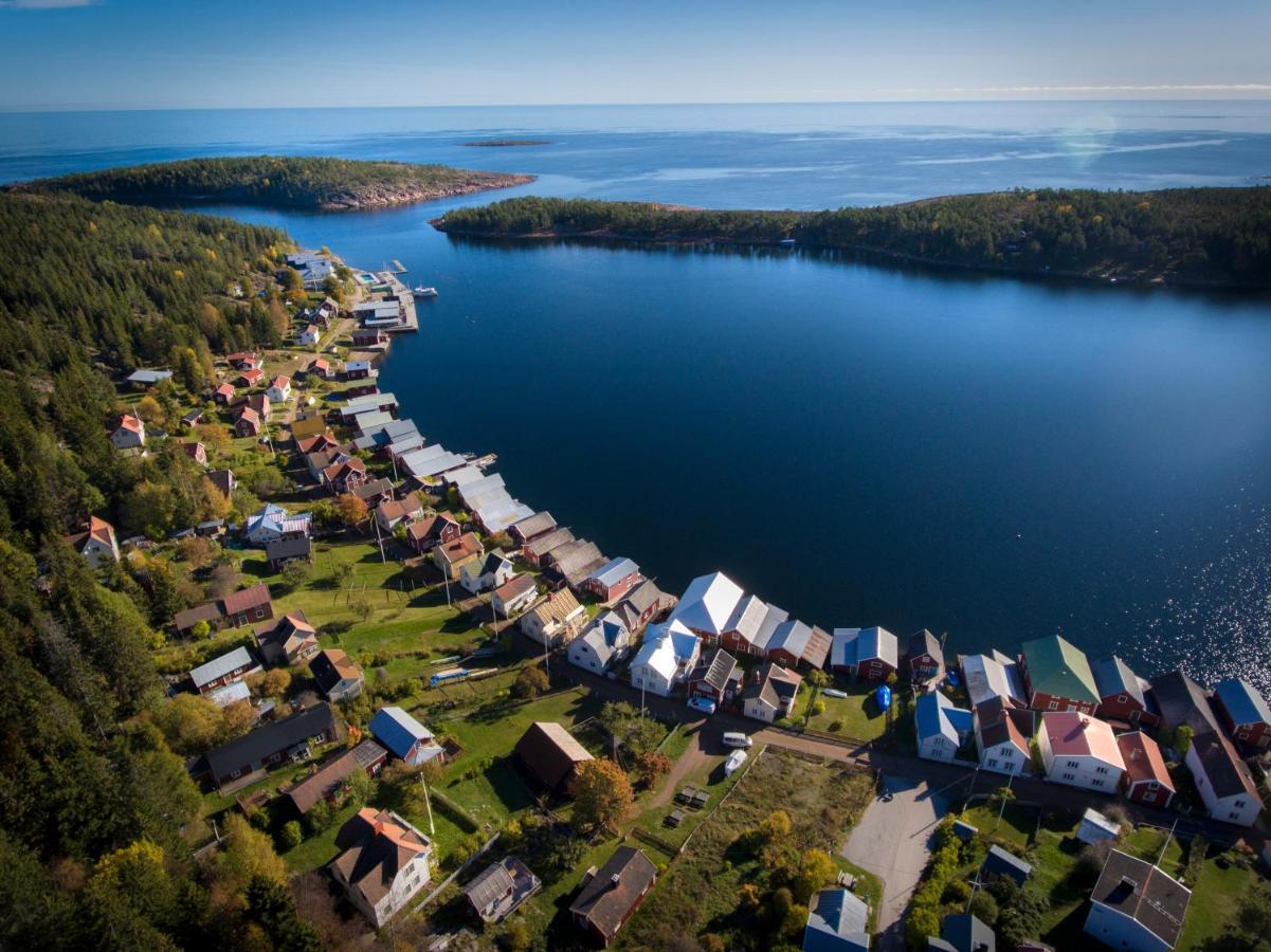 Ulvoe Lakeside Resort Ulvöhamn Kültér fotó